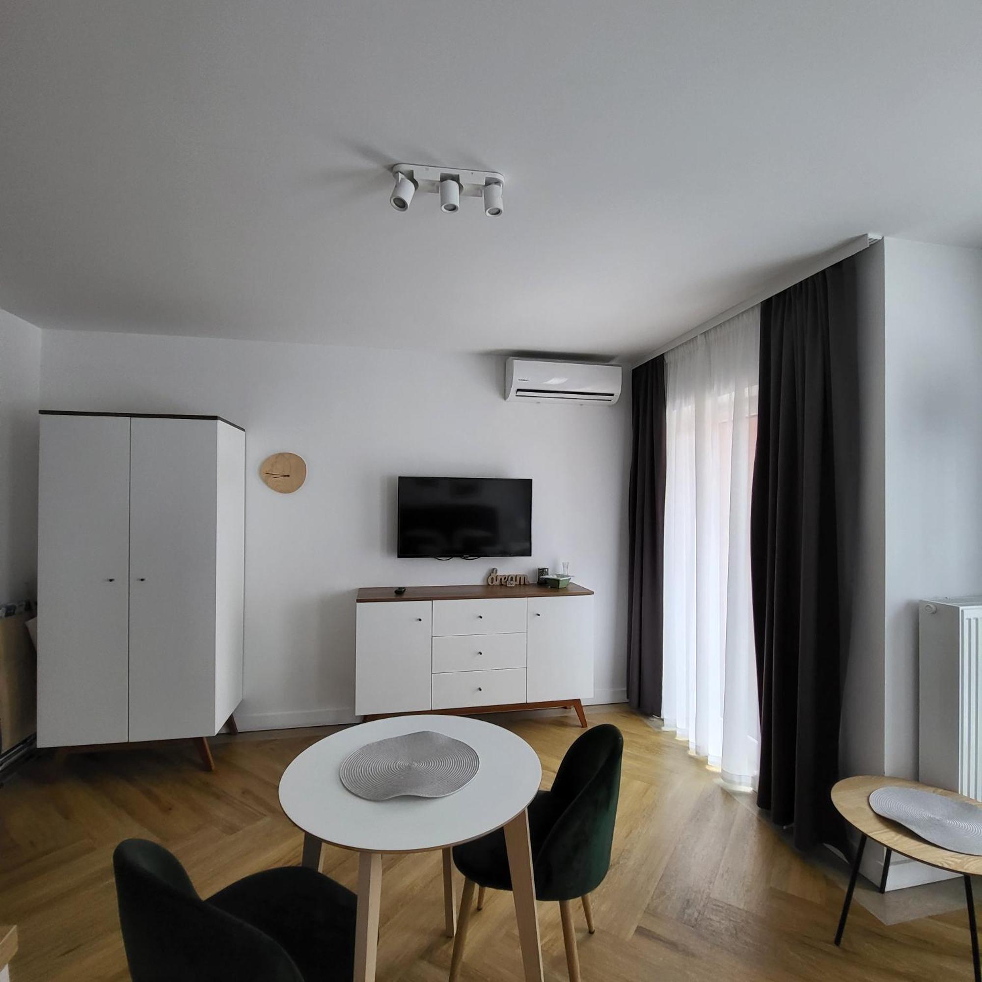 Apartamenty Julia Apartamenty Ozonowane Устроне Морске Екстериор снимка